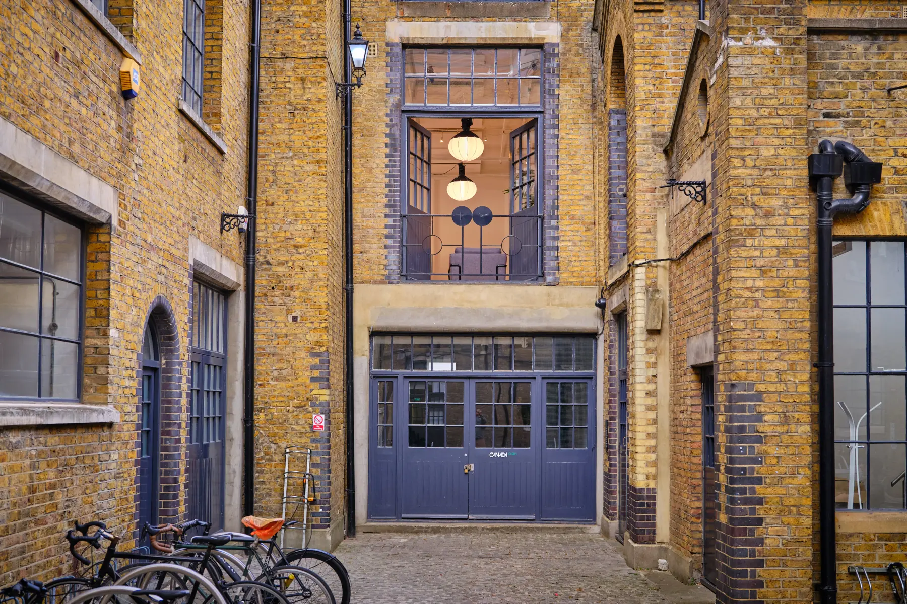 Canalside Studios in Angel